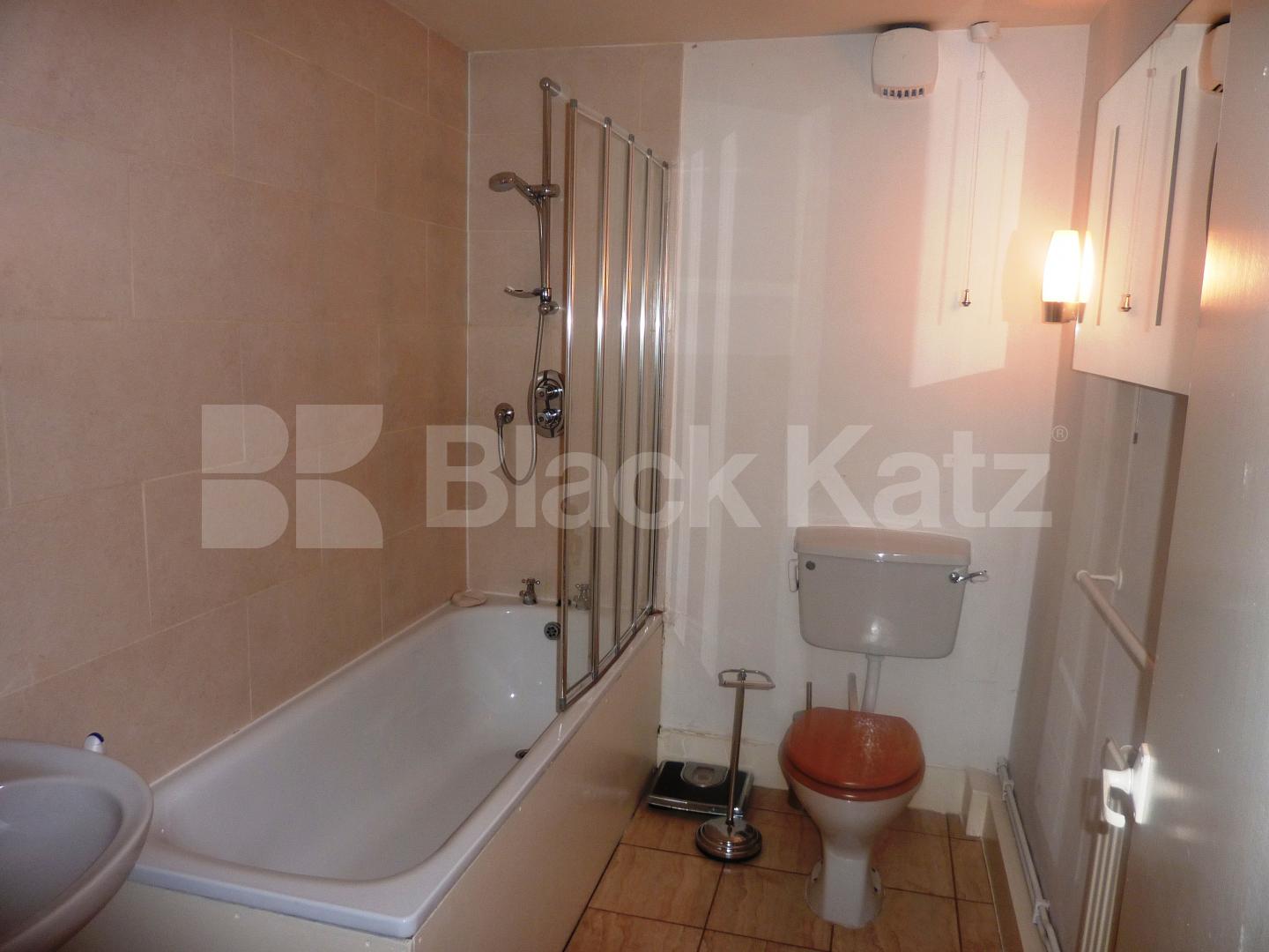 			NEW INSTRUCTION, 1 Bedroom, 1 bath, 1 reception Flat			 Basing Street, POTOBELLO RD /NOTTING HILL